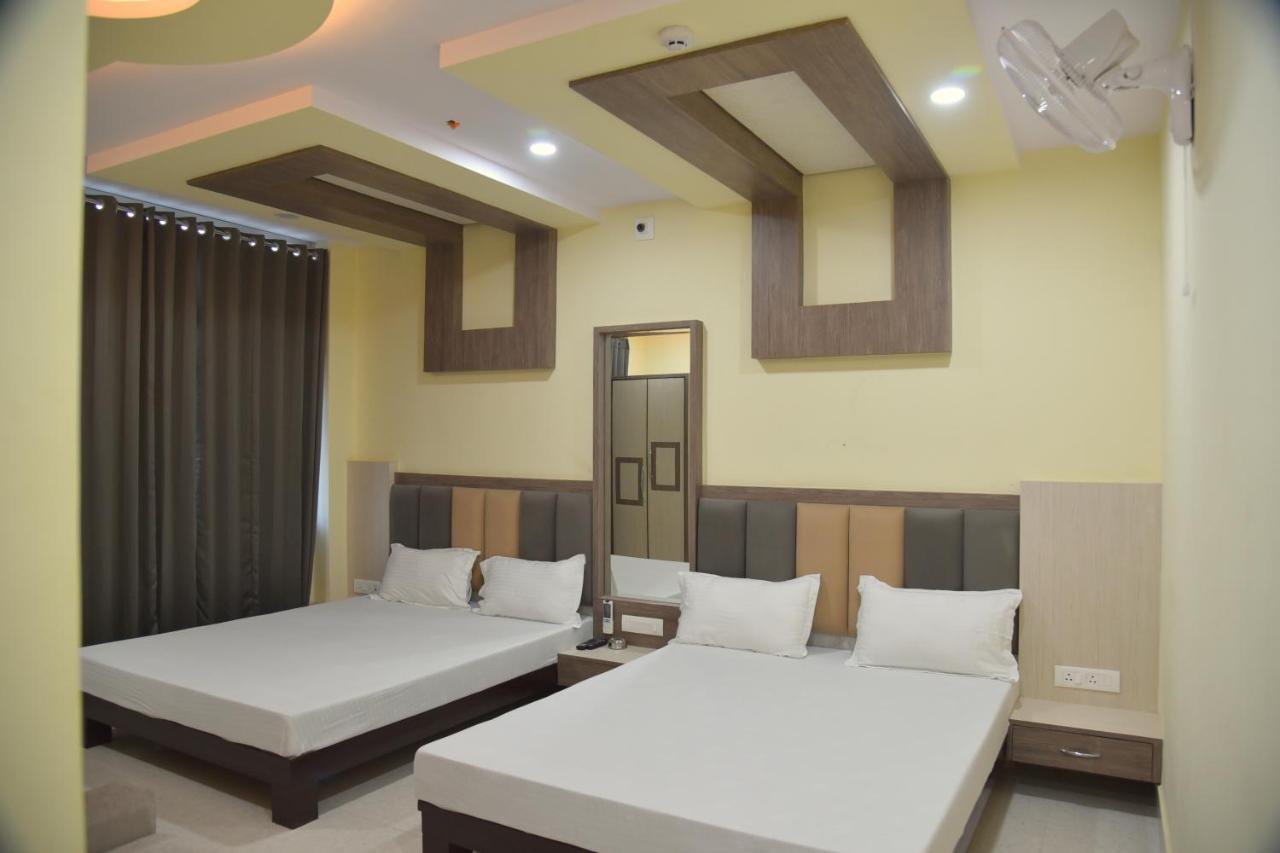 Hotel Shri Gourav Біканер Екстер'єр фото