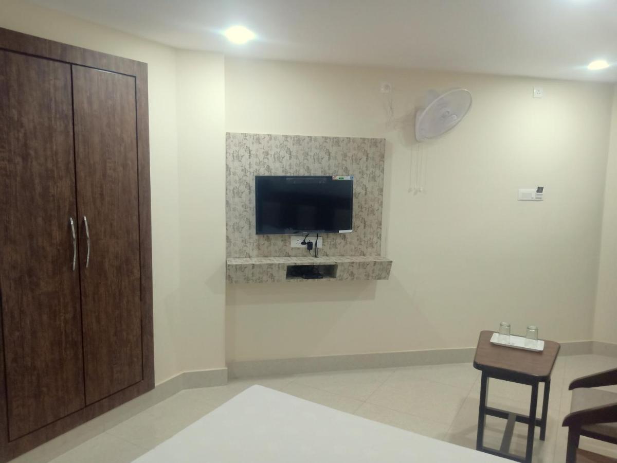 Hotel Shri Gourav Біканер Екстер'єр фото