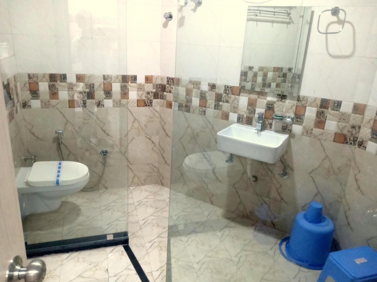 Hotel Shri Gourav Біканер Екстер'єр фото