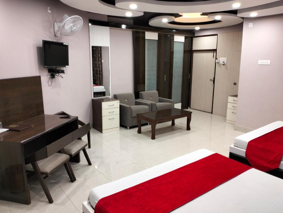 Hotel Shri Gourav Біканер Екстер'єр фото
